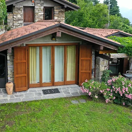 Gia Stresa